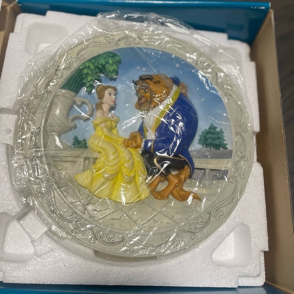 Limited Beauty & The Beast 3D Collector Plate, 1991, NIB - Picture 5 of 5